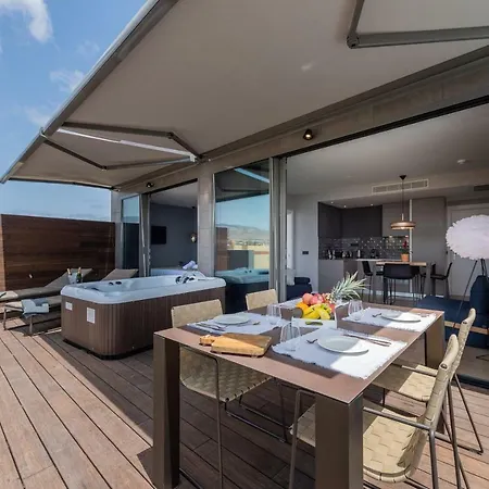 Apartment La Marine *